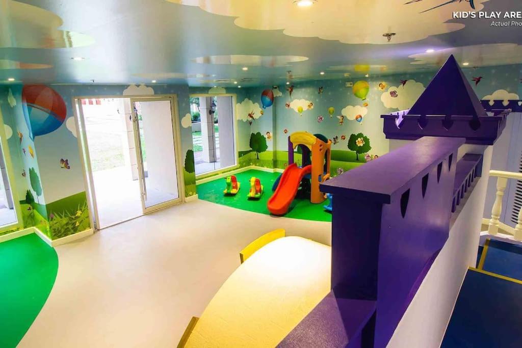 Monarch Parksuites - Balmoral Place Paranaque City Εξωτερικό φωτογραφία
