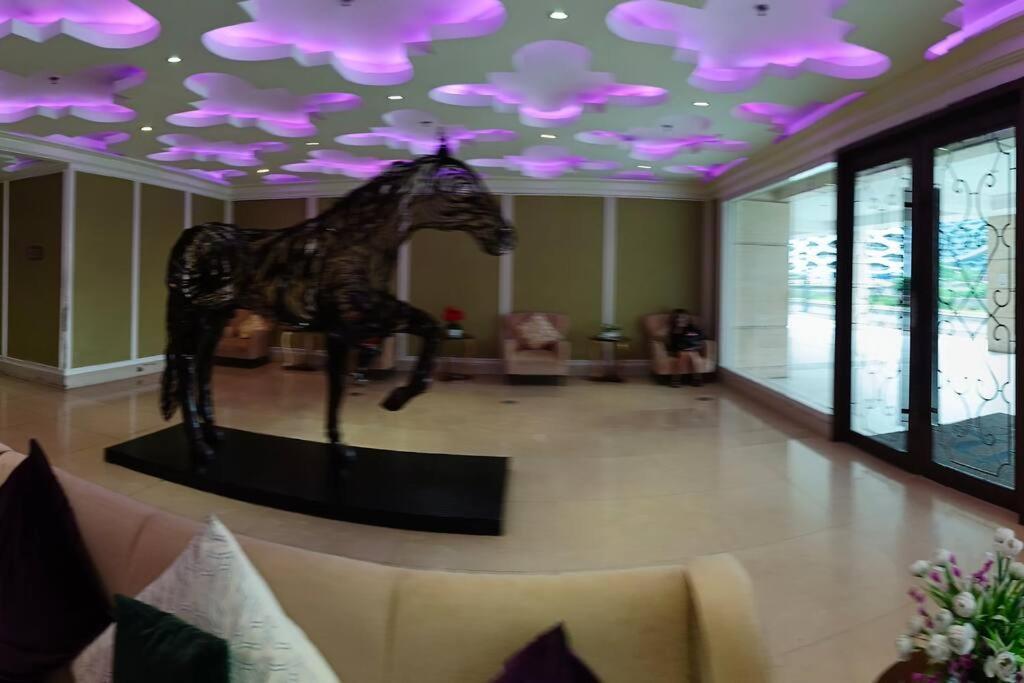 Monarch Parksuites - Balmoral Place Paranaque City Εξωτερικό φωτογραφία