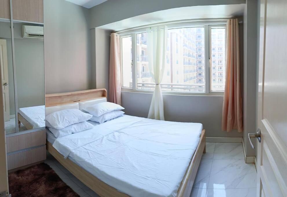 Monarch Parksuites - Balmoral Place Paranaque City Εξωτερικό φωτογραφία