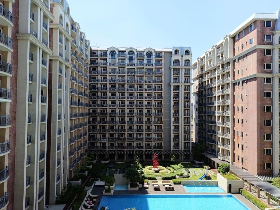 Monarch Parksuites - Balmoral Place Paranaque City Εξωτερικό φωτογραφία