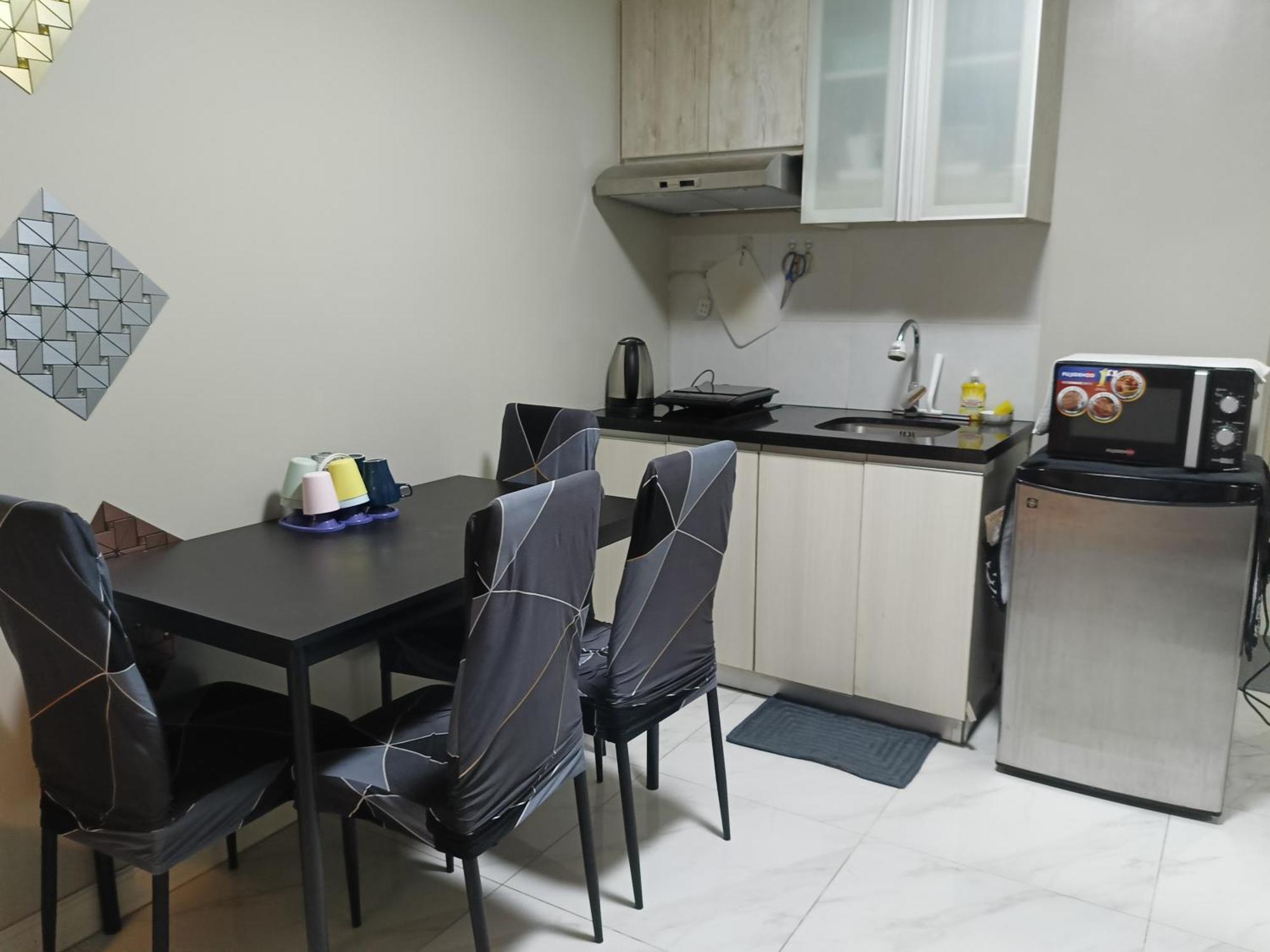 Monarch Parksuites - Balmoral Place Paranaque City Εξωτερικό φωτογραφία
