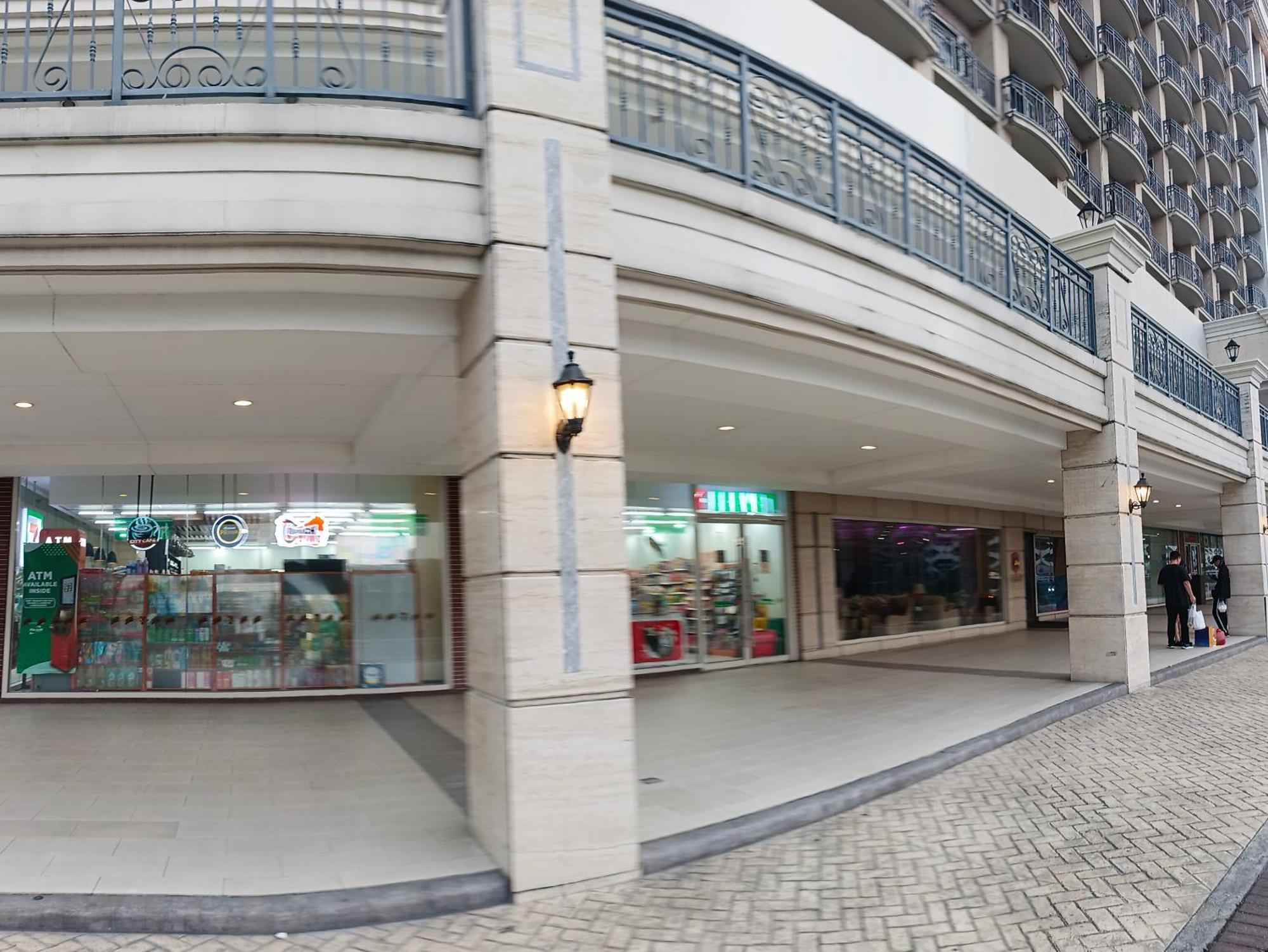 Monarch Parksuites - Balmoral Place Paranaque City Εξωτερικό φωτογραφία